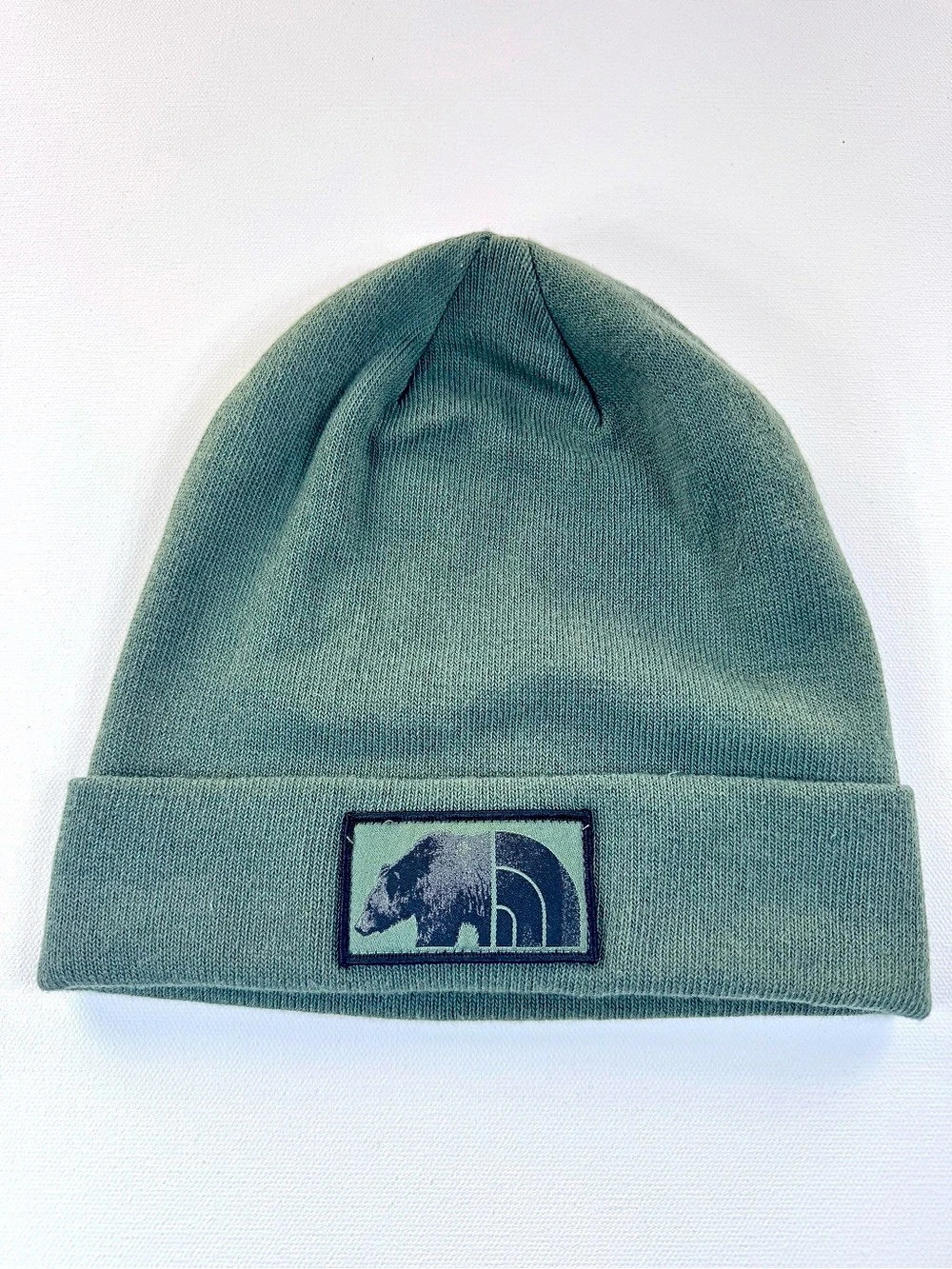 The North Face TNF Logo Box Cuffed Beanie Green Bear Outdoors Hiking One Size